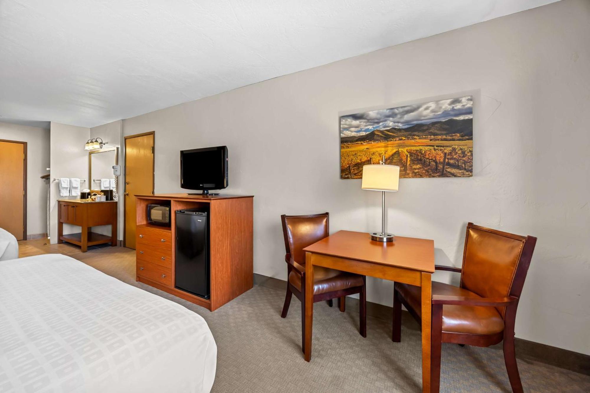 Best Western Inn At The Rogue Rogue River Екстер'єр фото