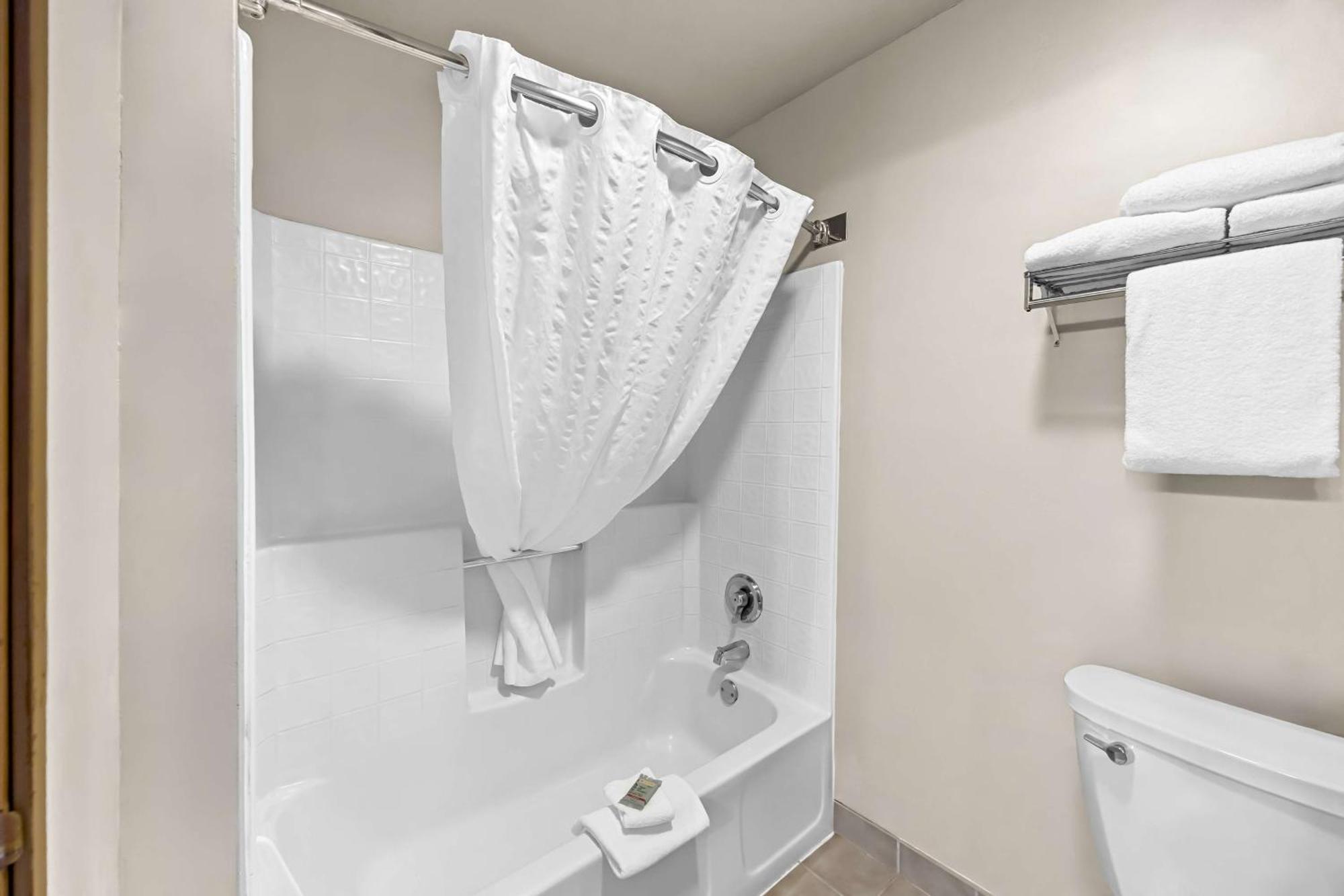 Best Western Inn At The Rogue Rogue River Екстер'єр фото