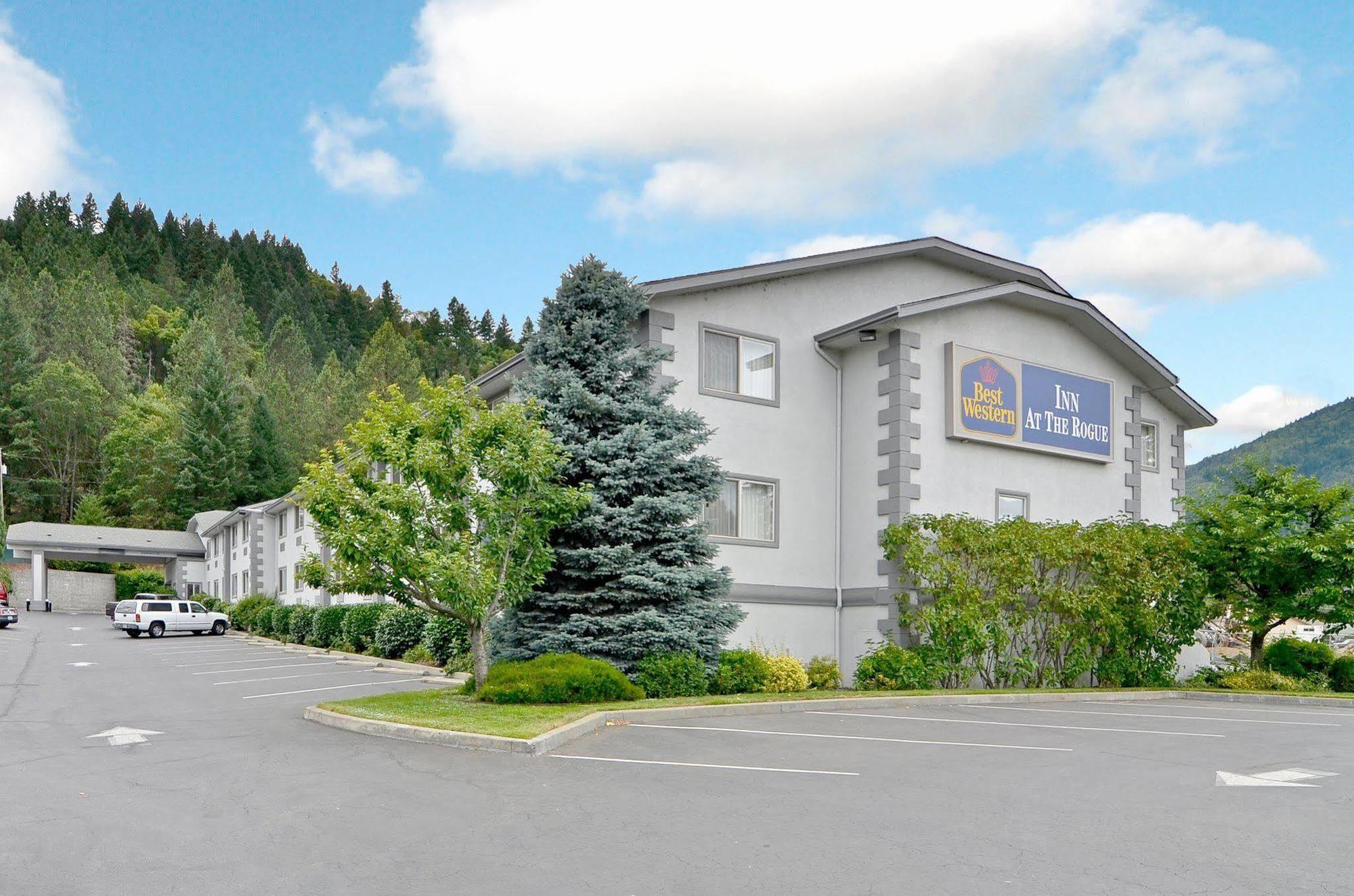 Best Western Inn At The Rogue Rogue River Екстер'єр фото